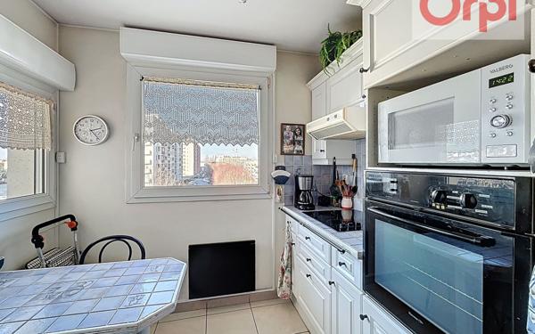 Appartement à vendre    4 pièces • 82,79 m2 Choisy-le-Roi