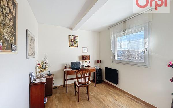 Appartement à vendre    4 pièces • 82,79 m2 Choisy-le-Roi