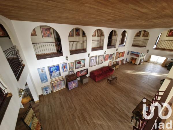 Maison à vendre 10 pièces 560 m² Chassenon