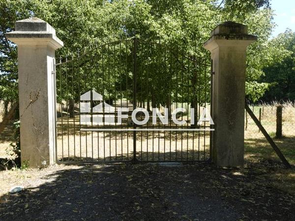 À vendre Maison 10 pièces 258 m² - Ballan-miré 37510