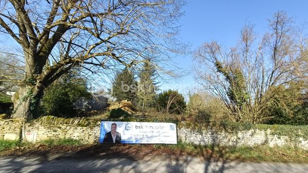 Magnifique terrain d’une superficie totale de 5 450 m², dont 1 500 m² constructibles, situé à Chardonchamp, idéal pour un projet de construction résidentielle ou d’investissement.
Vous êtes actifs travaillant sur Poitiers, commerciaux, artisans, personnes utilisant régulièrement l'A10, ou investisseurs ce bien vous correspond.

Caractéristiques :
Superficie totale : 5 450 m²
Zone constructible : 1 500 m²
Terrain borné
Électricité sur le terrain
Compteur d’eau déjà installé dans la rue
Assainissement autonome à prévoir
Environnement verdoyant

Ce terrain offre un excellent potentiel pour la réalisation d’une maison principale, d’une résidence secondaire ou d’un projet immobilier. 

Le cadre naturel saura séduire les amateurs d’espace.