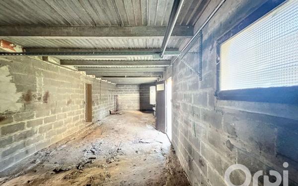 Maison à vendre    5 pièces •  Saint-Yorre