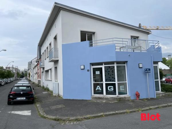Immeuble 12 pièce(s)