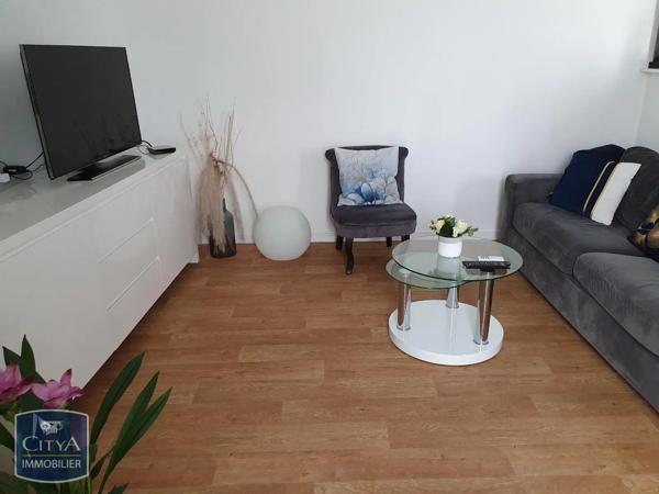 Maison à louer 3 pièces 55.8m² Trémentines (49340)