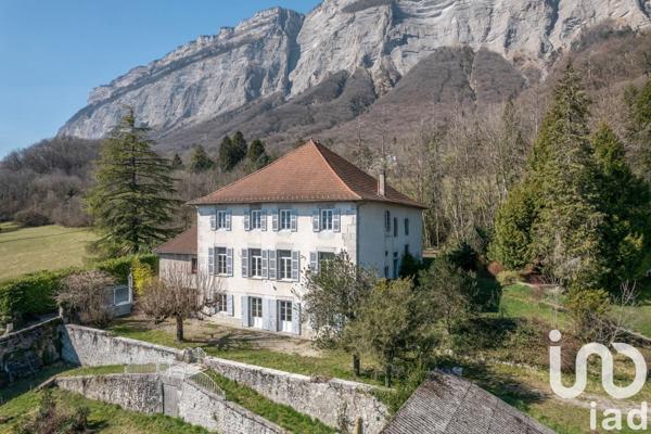 Demeure 18 pièces de 500 m² à Biviers (38330)