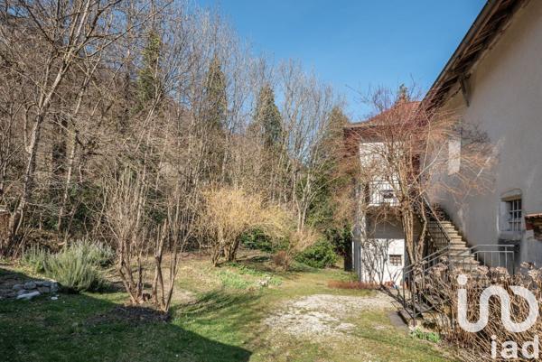 Demeure 18 pièces de 500 m² à Biviers (38330)