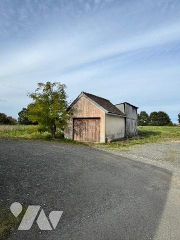 MAISON ANCIENNE A RESTAURER 