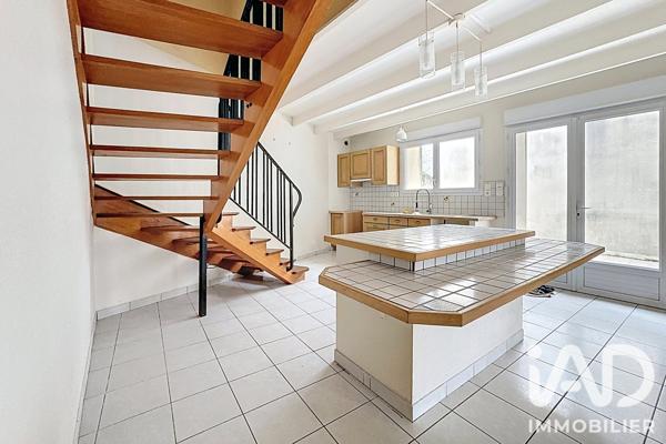 Location maison 5 pièces 126 m² Courçon