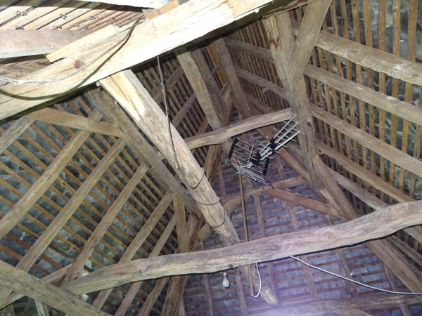 A SAINT HILAIRE LES PLACES PROCHE DE NEXON EN HAUTE VIENNE MAGNIFIQUE MANOIR DU 17EME DE 280 M² HABITABLES SUR 17862 M² DE TERRAIN AVEC UN ETANG DE 6000 M² ET PISCINE