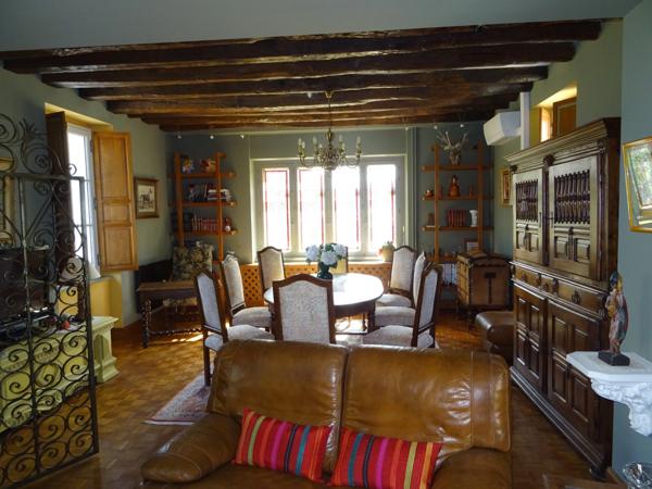 A SAINT HILAIRE LES PLACES PROCHE DE NEXON EN HAUTE VIENNE MAGNIFIQUE MANOIR DU 17EME DE 280 M² HABITABLES SUR 17862 M² DE TERRAIN AVEC UN ETANG DE 6000 M² ET PISCINE