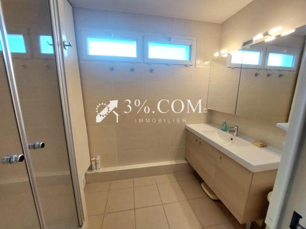 Appartement 3 pièce(s) 2 chambre(s) 70 m²