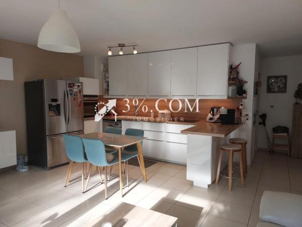 Appartement 3 pièce(s) 2 chambre(s) 70 m²
