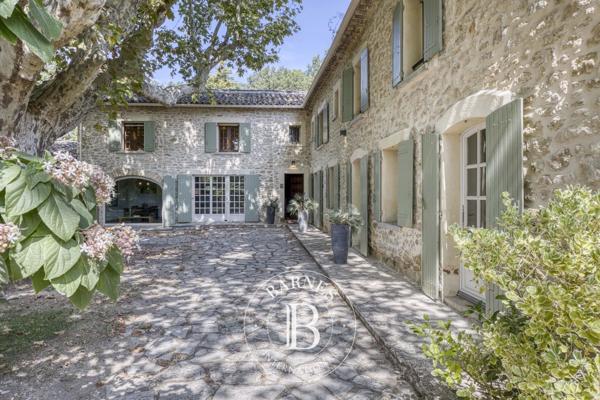 Vacqueyras, Maison 8 Chambres -  500 m² à vendre