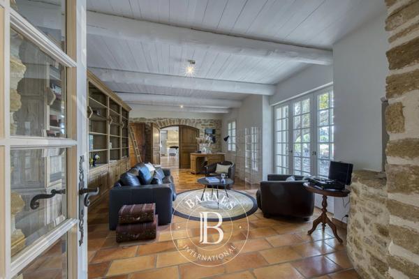 Vacqueyras, Maison 8 Chambres -  500 m² à vendre