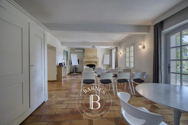 Vacqueyras, Maison 8 Chambres -  500 m² à vendre