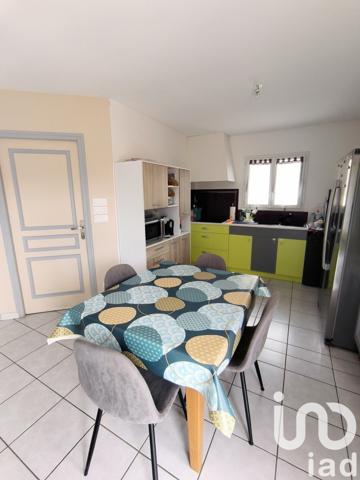 Maison 4 pièces de 92 m² à Monsireigne (85110)