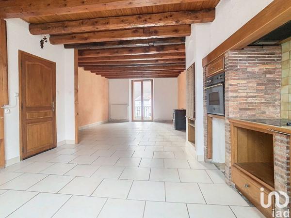 Appartement 4 pièces de 83 m² à Domène (38420)