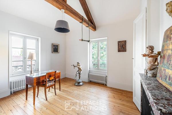 Maison ancienne avec jardin et piscine au calme d’une impasse