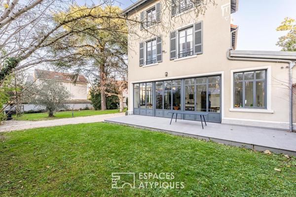 Maison ancienne avec jardin et piscine au calme d’une impasse