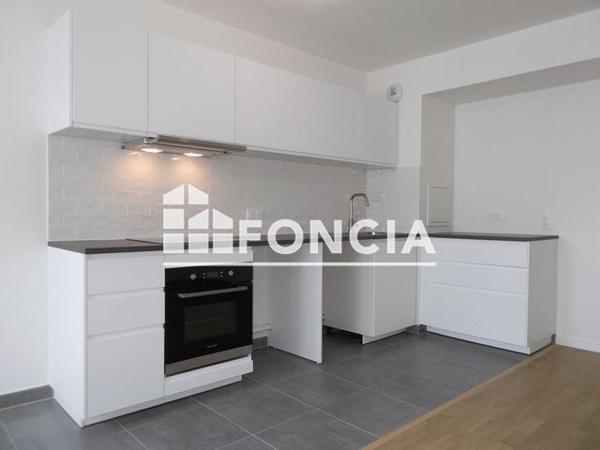 Location Appartement 3 pièces 60.65 m² - 17 RUE PAUL VAILLANT COUTURIER Nanterre 92000