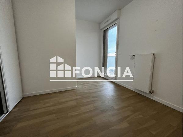 Location Appartement 3 pièces 60.65 m² - 17 RUE PAUL VAILLANT COUTURIER Nanterre 92000