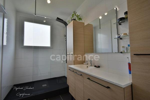 Dpt Sarthe (72), à vendre appartement 4 pièces de 113,1 m² avec terrain