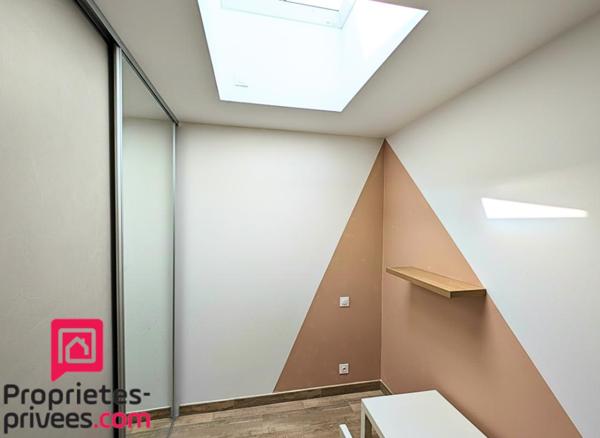 Maison contemporaine de plain-pied 3 chambres 1 bureau 1 Piscine