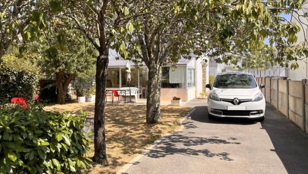 EN EXCLUSIVITÉ - GUÉRANDE CENTRE À PIED - MAISON FAMILIALE avec JARDIN et GARAGE