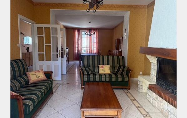 Vente Maison de village Avec jardin et garage Riols   