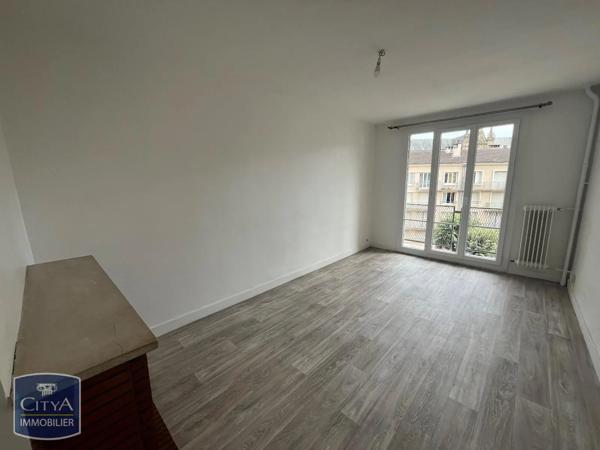 Appartement à louer 2 pièces 42.42m² Limoges (87000)