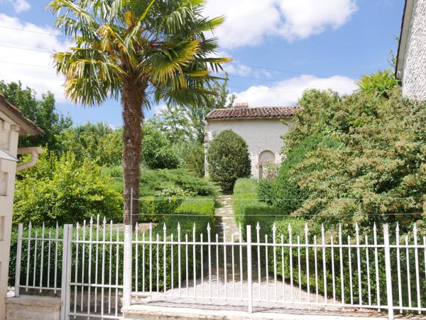 Maison à vendre à Châteauneuf-sur-Charente (16120) - Charente