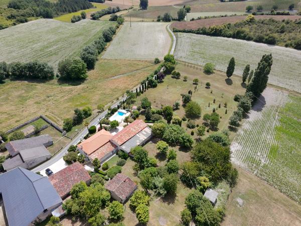 Maison à vendre à Châteauneuf-sur-Charente (16120) - Charente