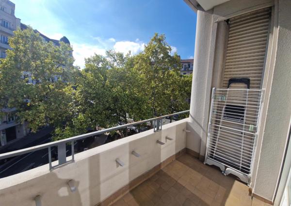 Appartement à LYON 7E ARRONDISSEMENT, 69007 - 4 pièces 88m²