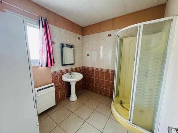 Maison familiale dans un secteur calme et proche des commodités