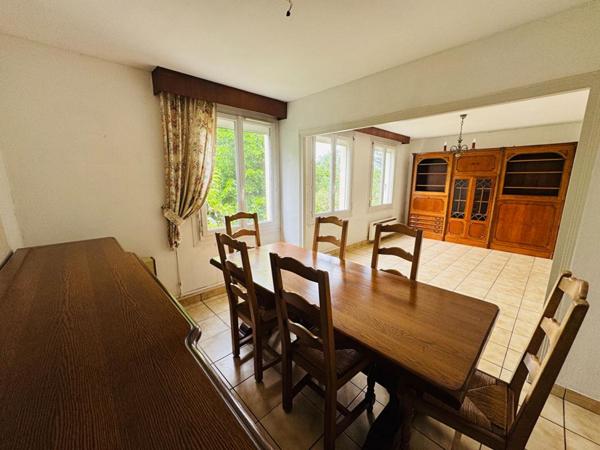 Maison familiale dans un secteur calme et proche des commodités