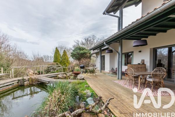 Maison à vendre 8 pièces 244 m² Bassussarry