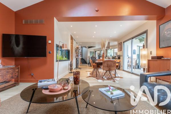 Maison à vendre 8 pièces 244 m² Bassussarry