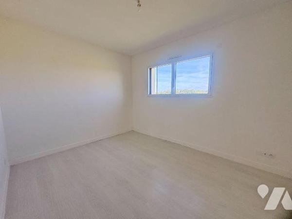 NOUVEAUTÉ ET EXCLUSIVITÉ TRENTE CINQ NOTAIRES !

Située sur la commune de DOMLOUP (35410), au...
