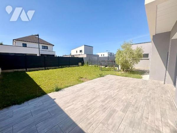 NOUVEAUTÉ ET EXCLUSIVITÉ TRENTE CINQ NOTAIRES !

Située sur la commune de DOMLOUP (35410), au...