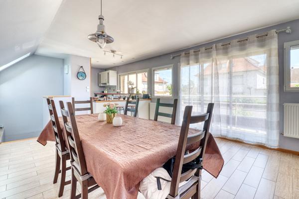 Maison de caractère avec annexes et garages à OSTWALD