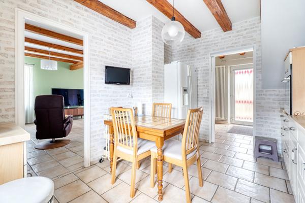 Maison de caractère avec annexes et garages à OSTWALD