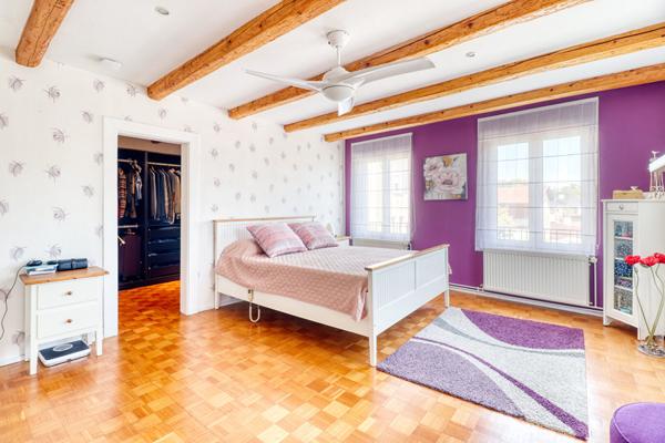 Maison de caractère avec annexes et garages à OSTWALD