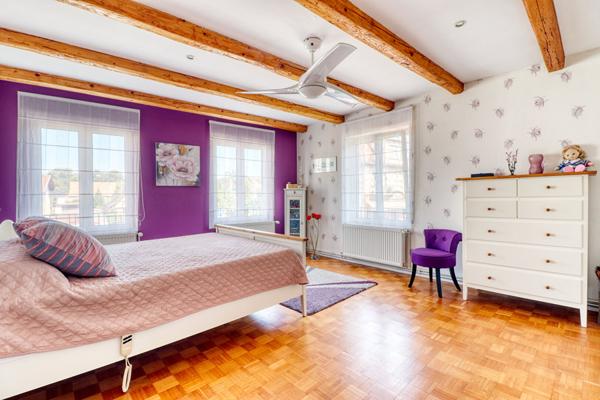 Maison de caractère avec annexes et garages à OSTWALD