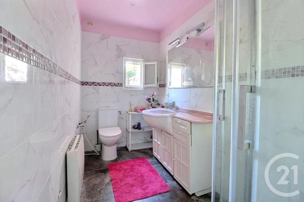 Maison à vendre  7 pièces - 215 m 2   PUGET SUR ARGENS  - 83