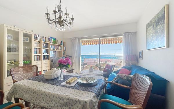 Appartement à vendre    2 pièces • 43 m2 Antibes