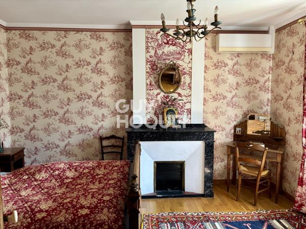 10 min OUEST CARCASSONNE - Maison de maître 185 m², garages sur terrain 465 m²