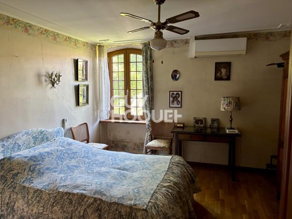 10 min OUEST CARCASSONNE - Maison de maître 185 m², garages sur terrain 465 m²