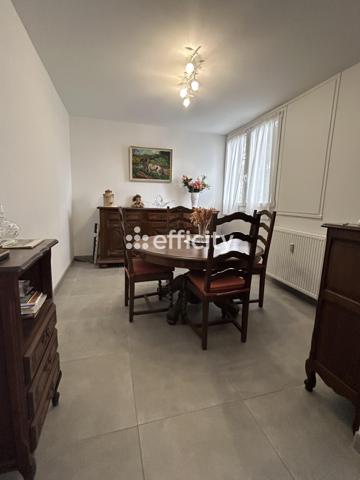 Appartement
         5 pièces
        - 82 m² Exclusivité 230 000 € *
