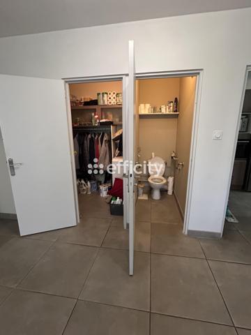 Appartement
         5 pièces
        - 82 m² Exclusivité 230 000 € *