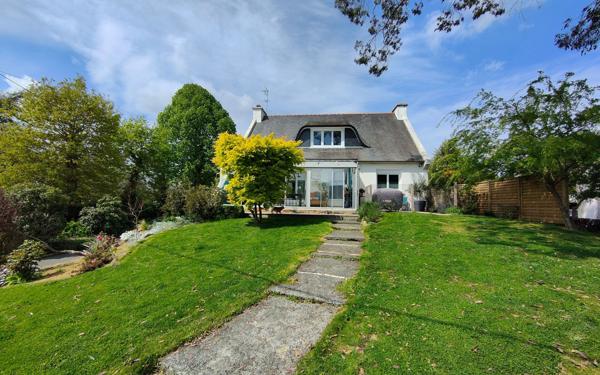 Maison à vendre    5 pièces • 149 m2 Goudelin